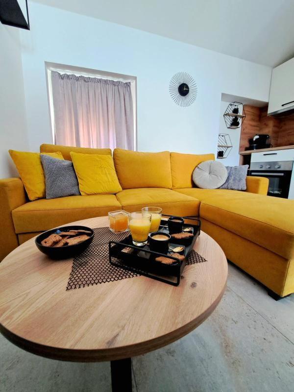 Holiday Home Fiori Кастав Экстерьер фото