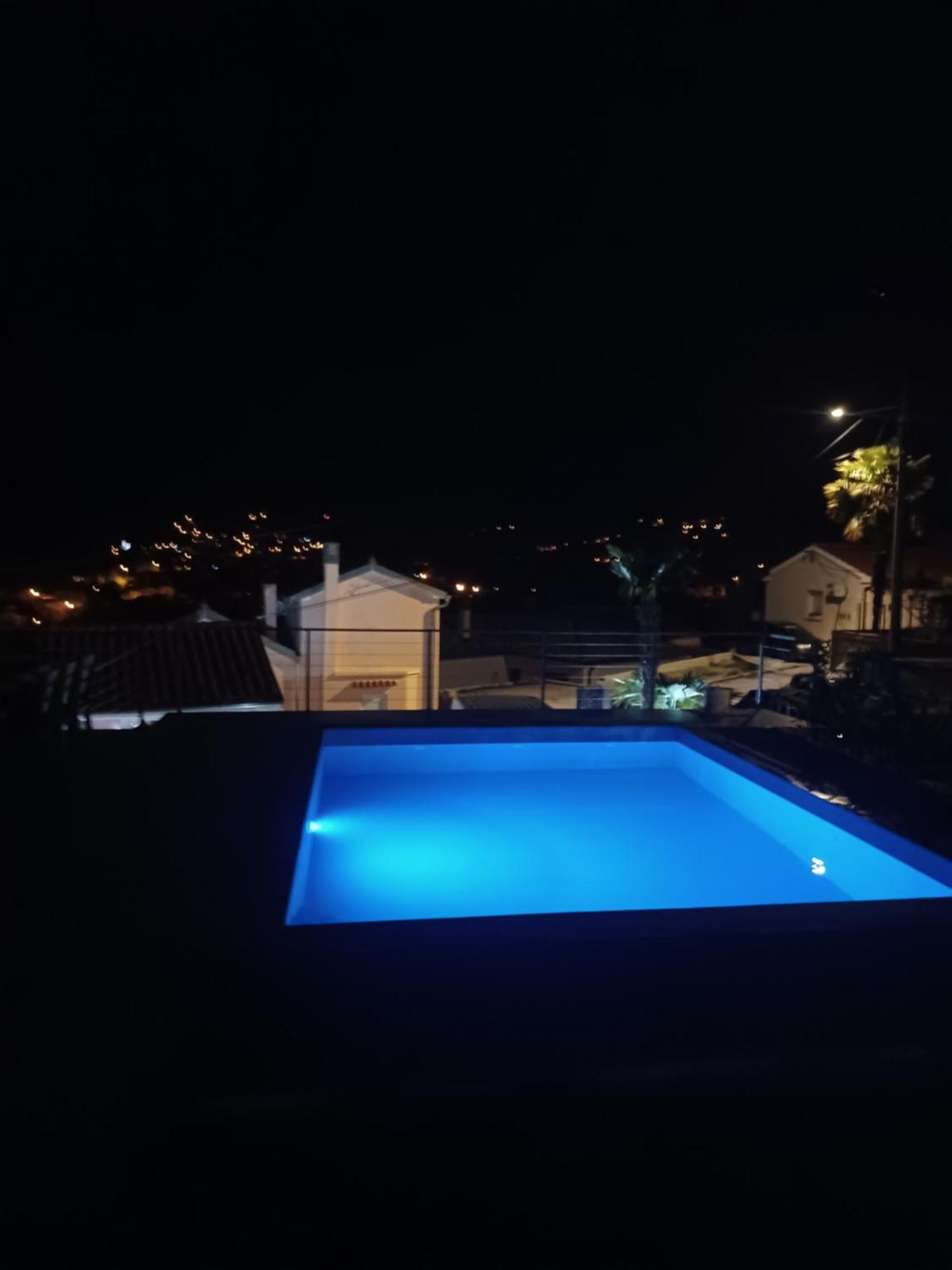 Holiday Home Fiori Кастав Экстерьер фото