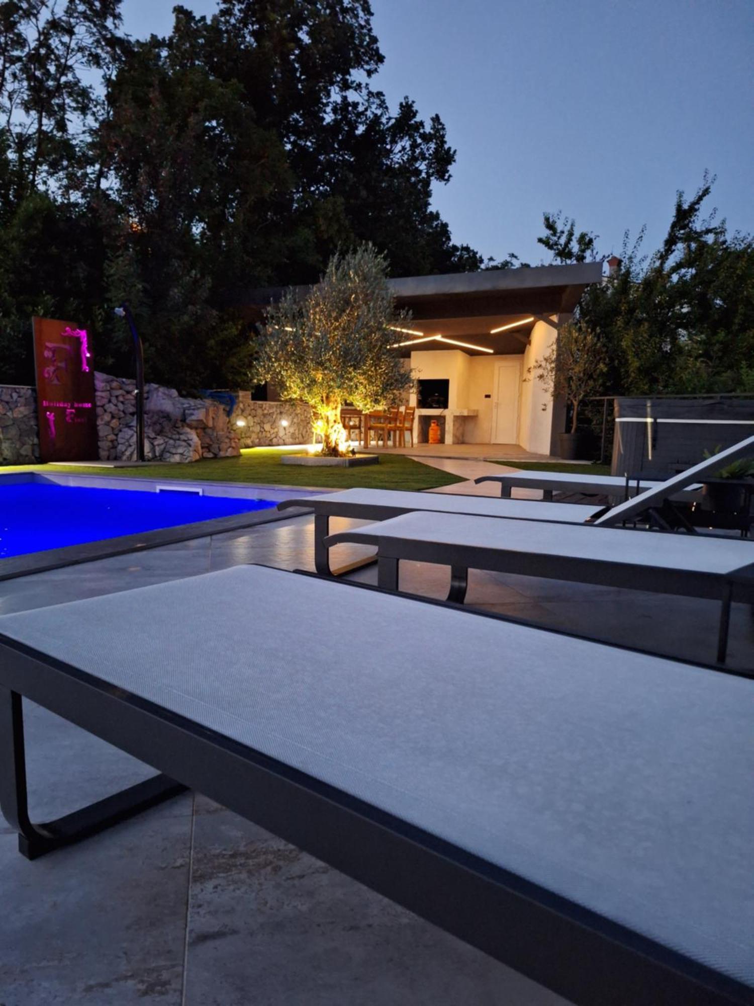 Holiday Home Fiori Кастав Экстерьер фото