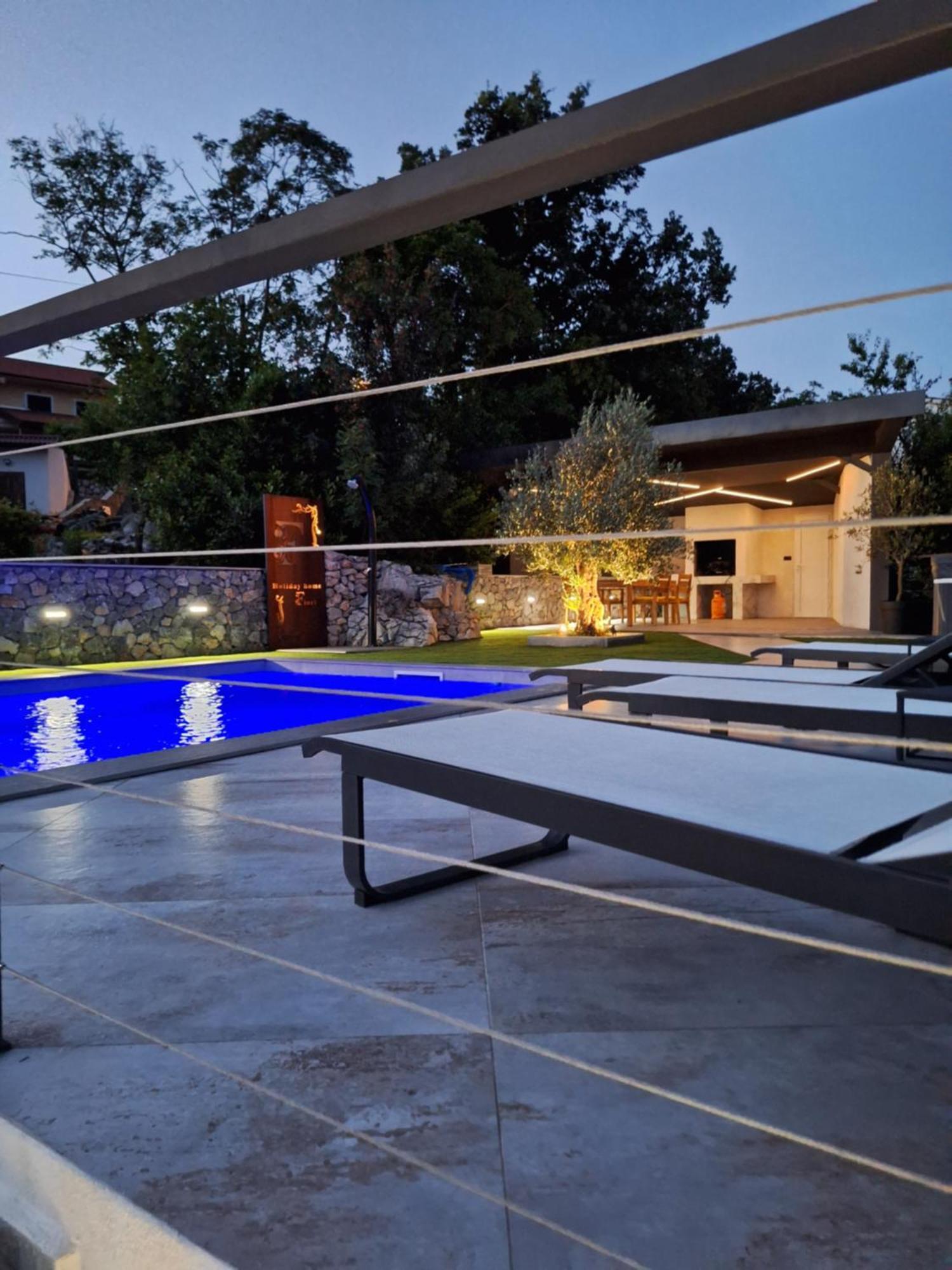 Holiday Home Fiori Кастав Экстерьер фото